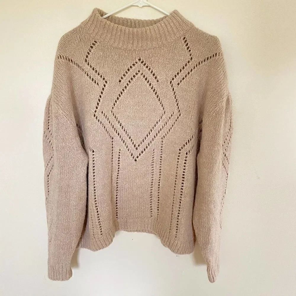 H&M Tan Eyelet Cable Knit Pullover Sweater Sweater Medium alpaca Wool Blend